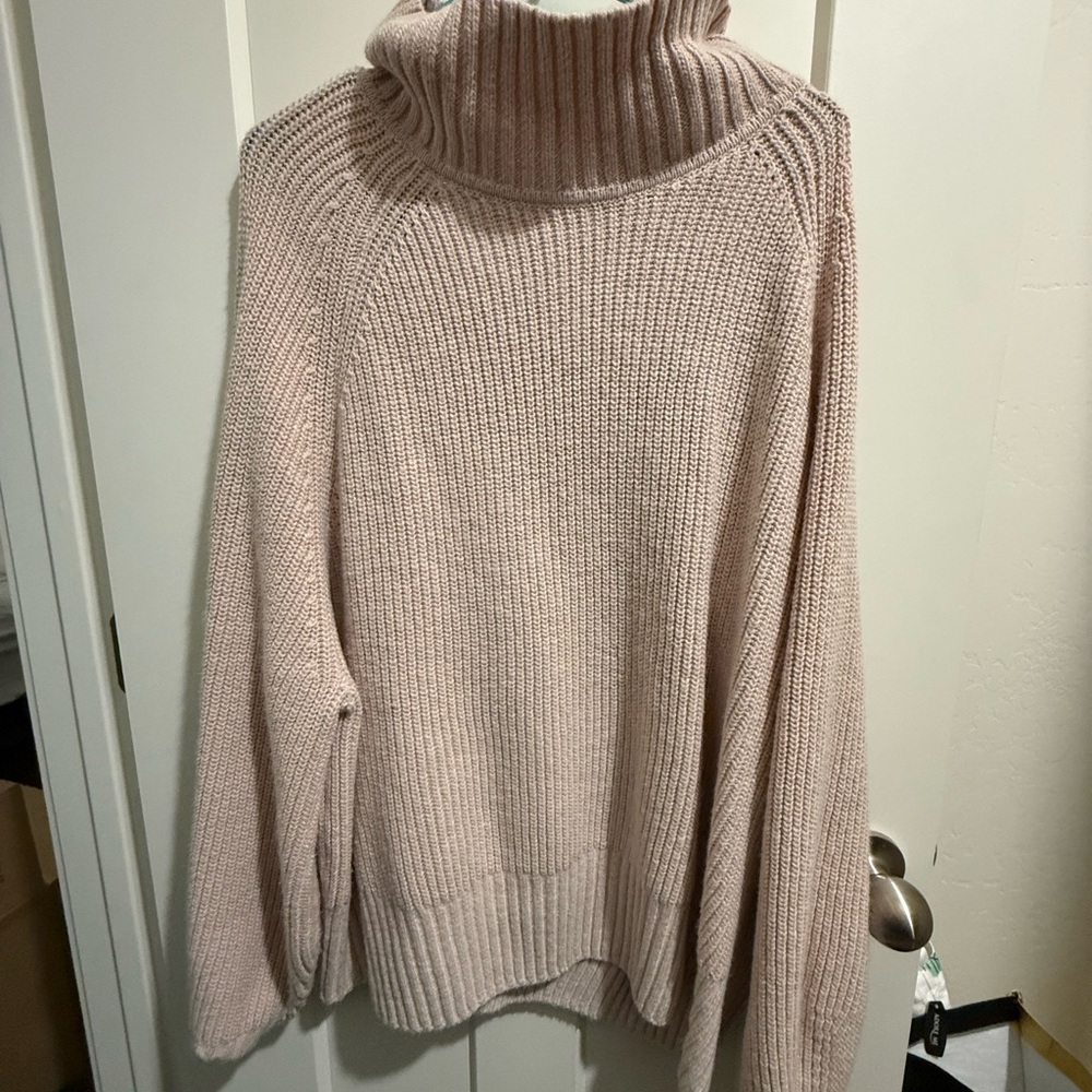 H&M Soft Blush Turtleneck Sweater